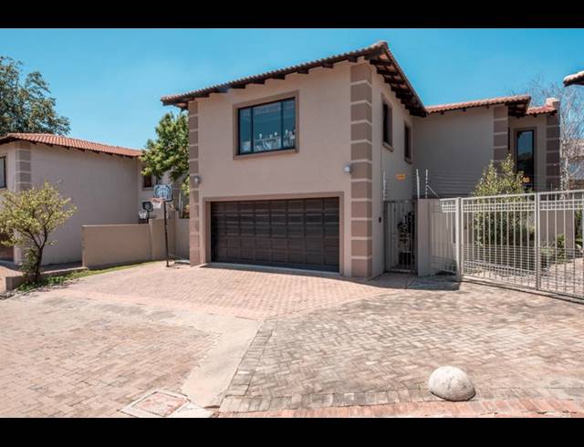 4 BEDROOM HOUSE FOR SALE IN BEDFORDVIEW